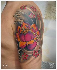 fiore di loto significato giapponese maia tatuaggio in stile giapponese su braccio con fiore di loto significato giapponese maia tatuaggio in stile giapponese su braccio con
