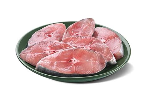 FreshToHome Seer Fish/Surmai/Vanjaram/Neymeen Steaks, 400g Pack| Whole ...