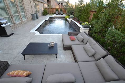 12 Ingenious Pool Designs Perfect for Small Yards