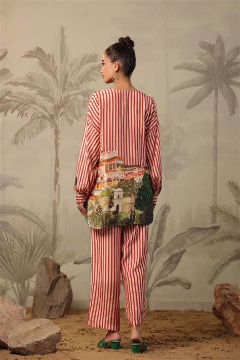 Rust Muslin Silk Placement Print With Stripes Co-Ord Set – SCAKHI