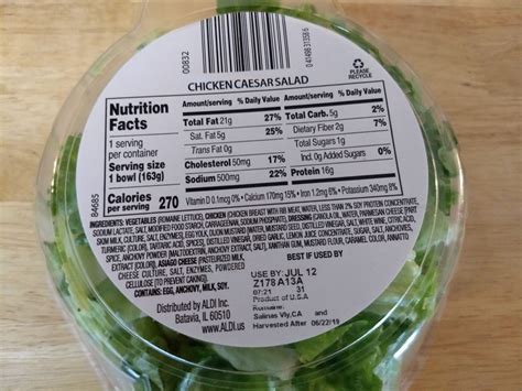 Caesar Salad With Chicken Nutrition Facts at Jaxon Lawson blog