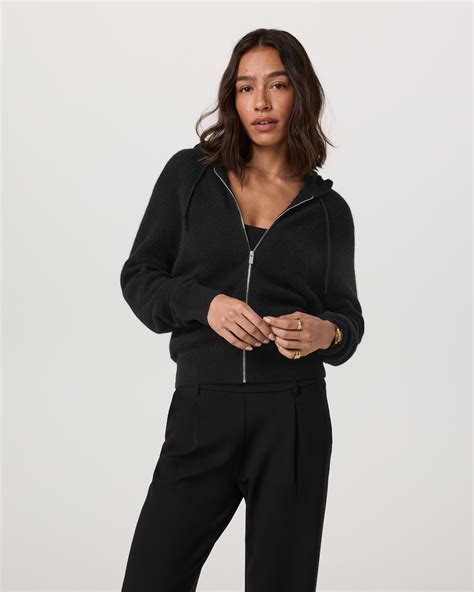 Émilie Cashmere Hoodie – Women's Black Zip – Jackets & Hoodies – Vuori ...