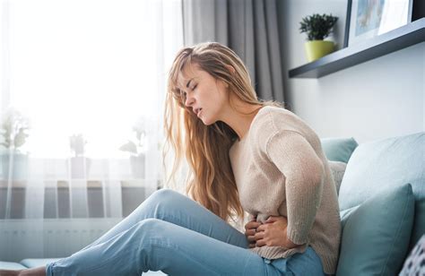 ¿Cólicos menstruales muy fuertes? Esto es lo que debes hacer para aliviarlos