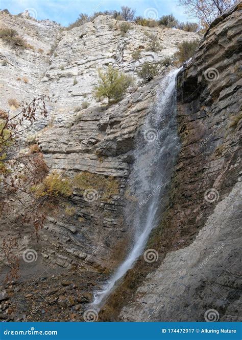 Battle Creek Falls in Autumn Stock Image - Image of pleasant, waterfall ...
