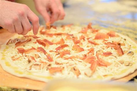 LUIGI'S APIZZA, North Haven - Menu, Prices & Restaurant Reviews ...