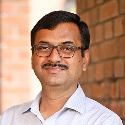 Faculty | One of the Top B Schools in India