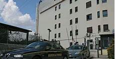 banche avezzano usura arrestato il re delle patate l aquila il centro banche avezzano usura arrestato il re delle patate l aquila il centro