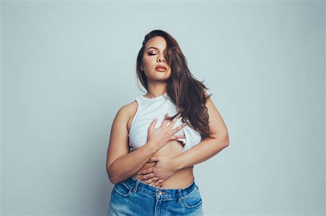 Jasmine Cephas Jones' Lifelong Journey To 'Phoenix': "It's The Album I've Always Wanted To Make ...