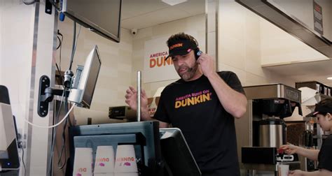 With 'Air,' Ben Affleck tells lesser-known Michael Jordan story