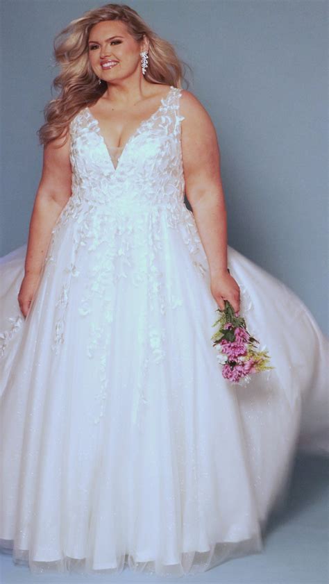 V-neck Plus Size Lace & Sparkle Wedding Dress - Sydney's Closet SC5318