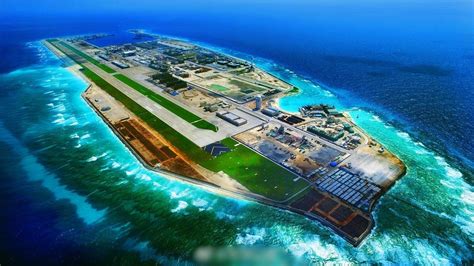 【南海造島】軍報曝光永暑礁最新俯瞰圖 機場、港口已初步完工