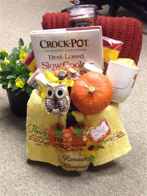 Basket we made for our Boss! "Giving Thanks for a wonderful boss ...