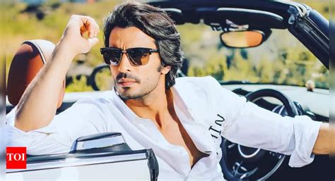 Gashmeer Mahajani on why he didn't shave his head after father's death ...