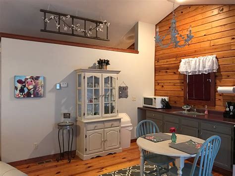 FAIR WINDS CABINS (Cherryville) - Campground Reviews & Photos - Tripadvisor