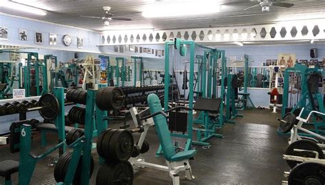 FITNESS AND PHYSIQUE GYMNASIUM - All You Need to Know BEFORE You Go ...