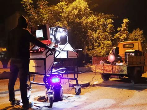 A robot powering India towards ‘Swachh Bharat’ - How Genrobotics was ...