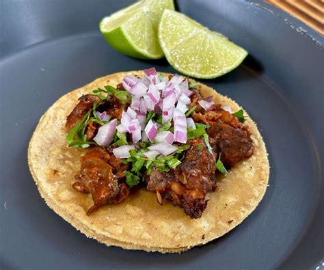 Taco de chicharrón prensado – Mictlan Antojitos Veganos