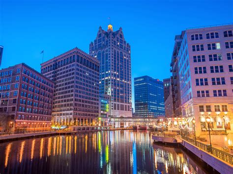 Milwaukee, Wisconsin 2026 | Ultimate Guide To Where To Go, Eat & Sleep ...