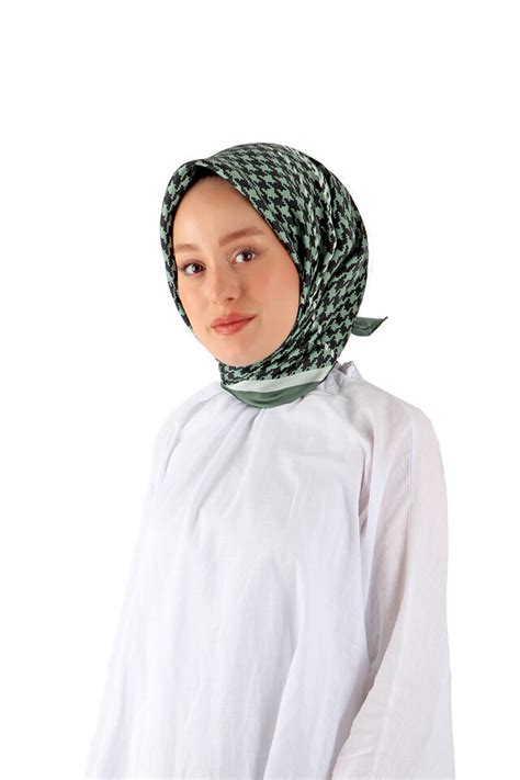 Green Line Houndstooth Pattern Twill Silk Square Scarf