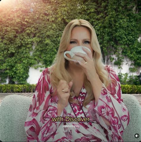 Jennifer Coolidge Discover commercial : r/CommercialsIHate