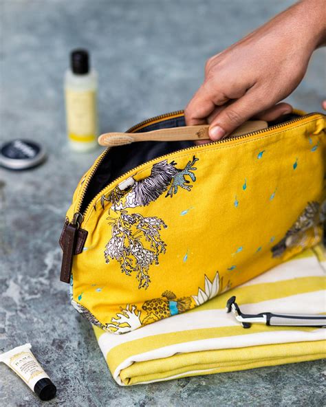Safar Dopp Kit – Nicobar