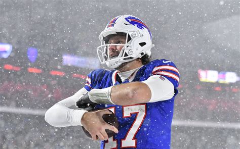 Fantasy Football Rest-of-Season Superflex Rankings: ROS Outlook for QB ...