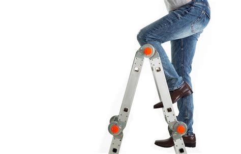 Climb Ladder 的图像结果