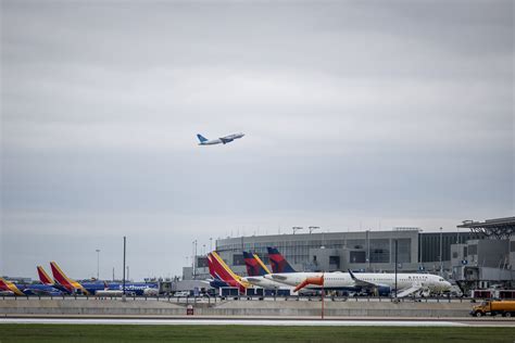 What nonstop flights are coming and going from Austin in 2025 | KUT ...