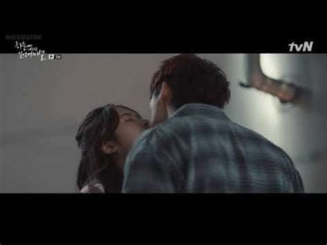 Seo Kangjoon and Ahn Sohee share a steamy kiss in hot tub - Koreaboo
