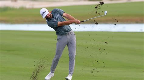 Transgender women golfers barred from women's R&A events