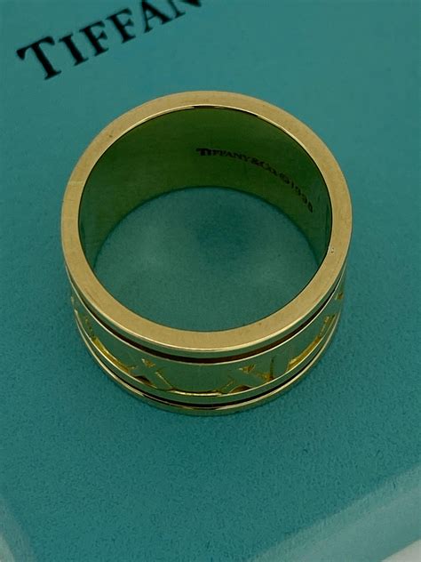 Tiffany and Co Atlas 1995 "Roman Numerals" 18K Yellow Gold Ring / 12mm ...