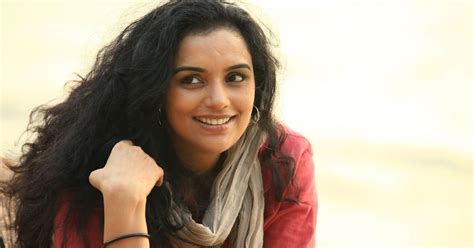 Shweta Menon Biography, Wiki, Dob, Height, Weight, Husband, Affairs and ...