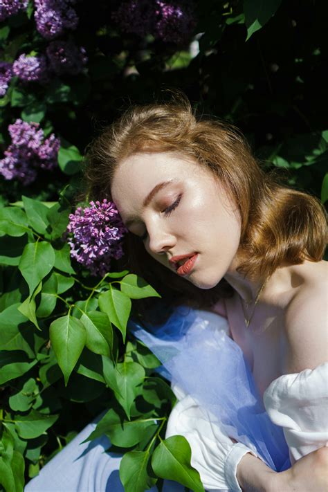 Lilac Person Photos, Download The BEST Free Lilac Person Stock Photos ...