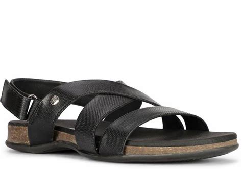Hush Puppies Sandals Floaters - Buy Hush Puppies Sandals Floaters ...