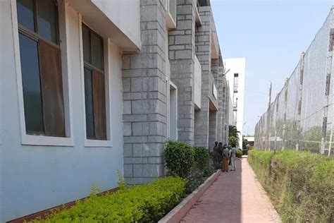 Builders Engineering College Tiruppur Campus: Photos, Virtual Tour