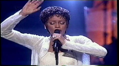 Whitney Houston-I Will Always Love You|The Bodyguard|Live 1997 - YouTube