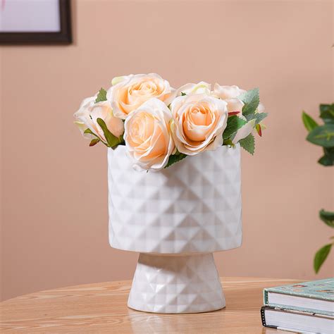 Diamond Textured Ceramic Vase White Online - Premium Vase | Nestasia