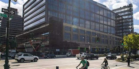 Google buys a New York building for $2.1 bn to build an office campus