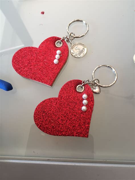 Pin by Barbara Coppola on Laboratorio creativo | Valentine's day flower ...