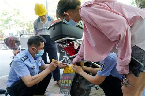 “线上办理+驻点服务” 湖南常德高效推进电动车上牌工作 - 看见湖南频道-华声在线