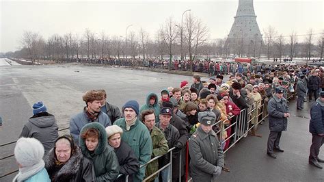 28 лет назад в Москве был убит популярнейший телеведущий Владислав ...