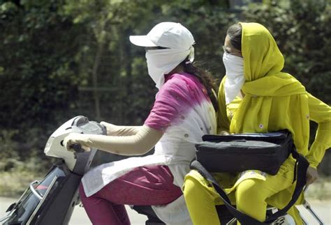 National ASI Registers Challan Without Wearing Helmet Of His Wife- नियम ...