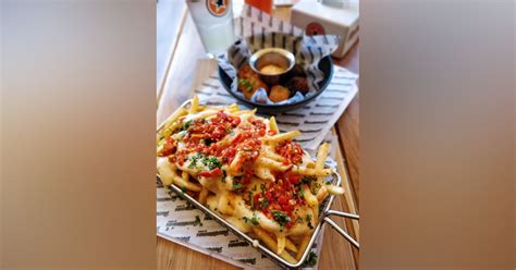 Best Burgers In Town! | LBB