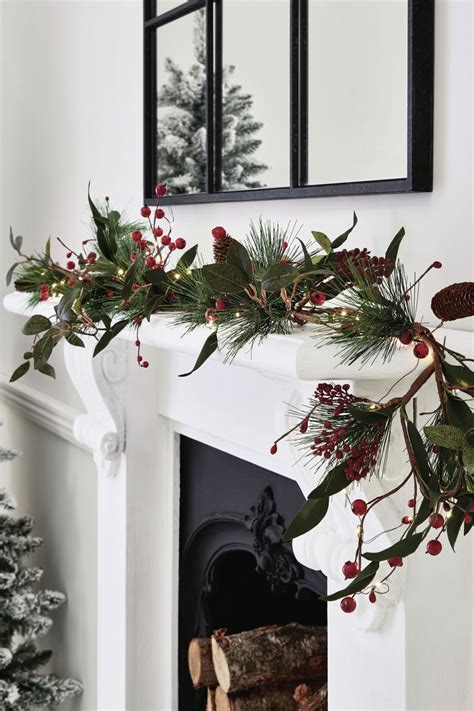 The best Christmas garlands: 16 picks to deck your halls, mantlepieces ...