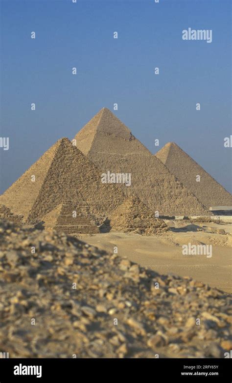 Image result for Pyramide 2000