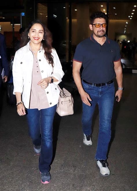 Madhuri Dixit, Shriram Nene, Soha Ali Khan, Kunal Kemmu, Inaaya clicked