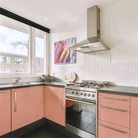 Sherwin Williams Youthful Coral SW 6604: 14 real home pictures