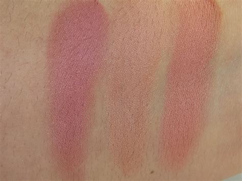IT Cosmetics - Confidence in a Compact in “Deep” - www.invie.in