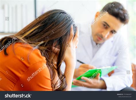 86 Mental Health Tech Doctor Patient Images, Stock Photos, 3D objects, & Vectors | Shutterstock