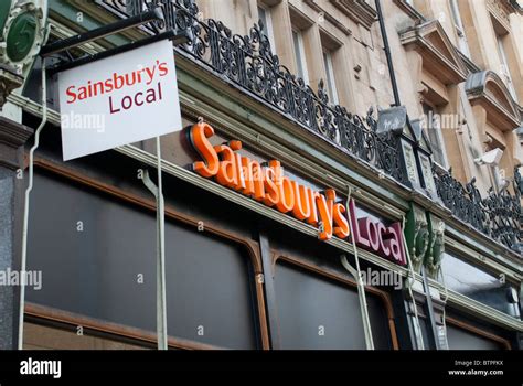 Sainsbury's Local Store 的图像结果